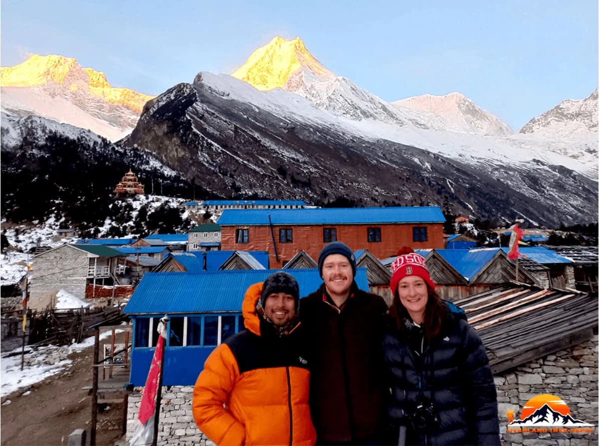 Manaslu Base Camp Trek – 17 Days