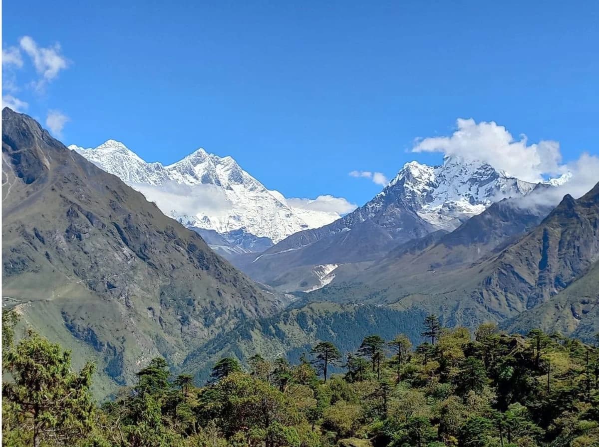 Gokyo Valley Trek