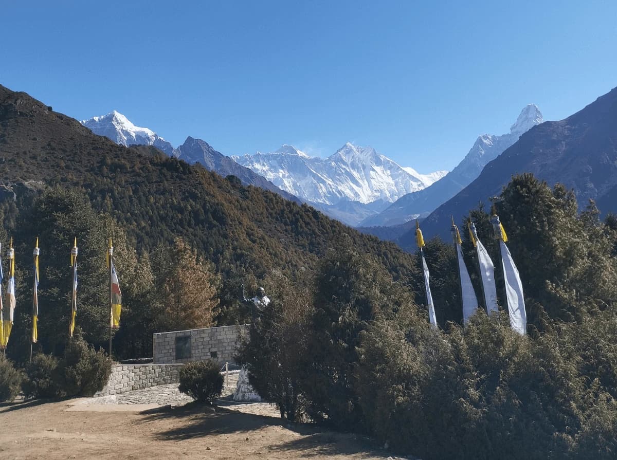 Gokyo Chola Pass Trek