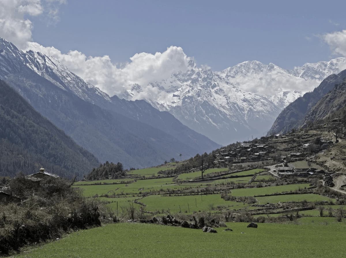 Manaslu Tsum Valley Trek