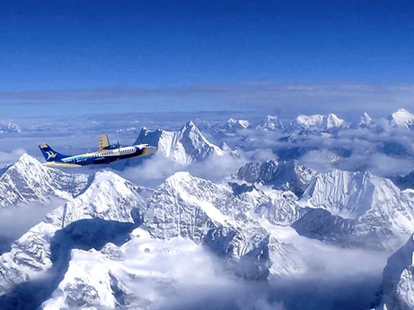 Everest Mountain Flight