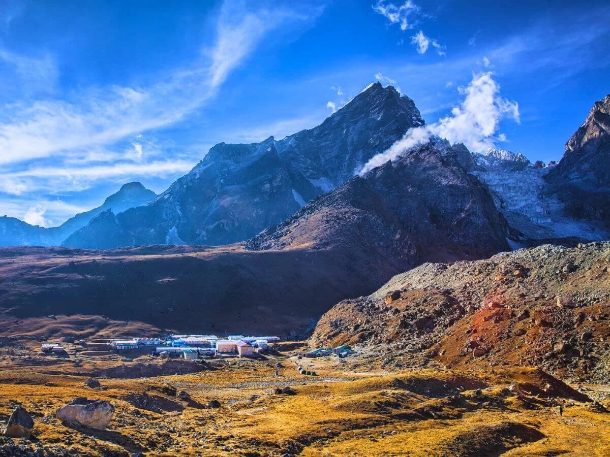 Lobuche Peak Climbing Otn 2