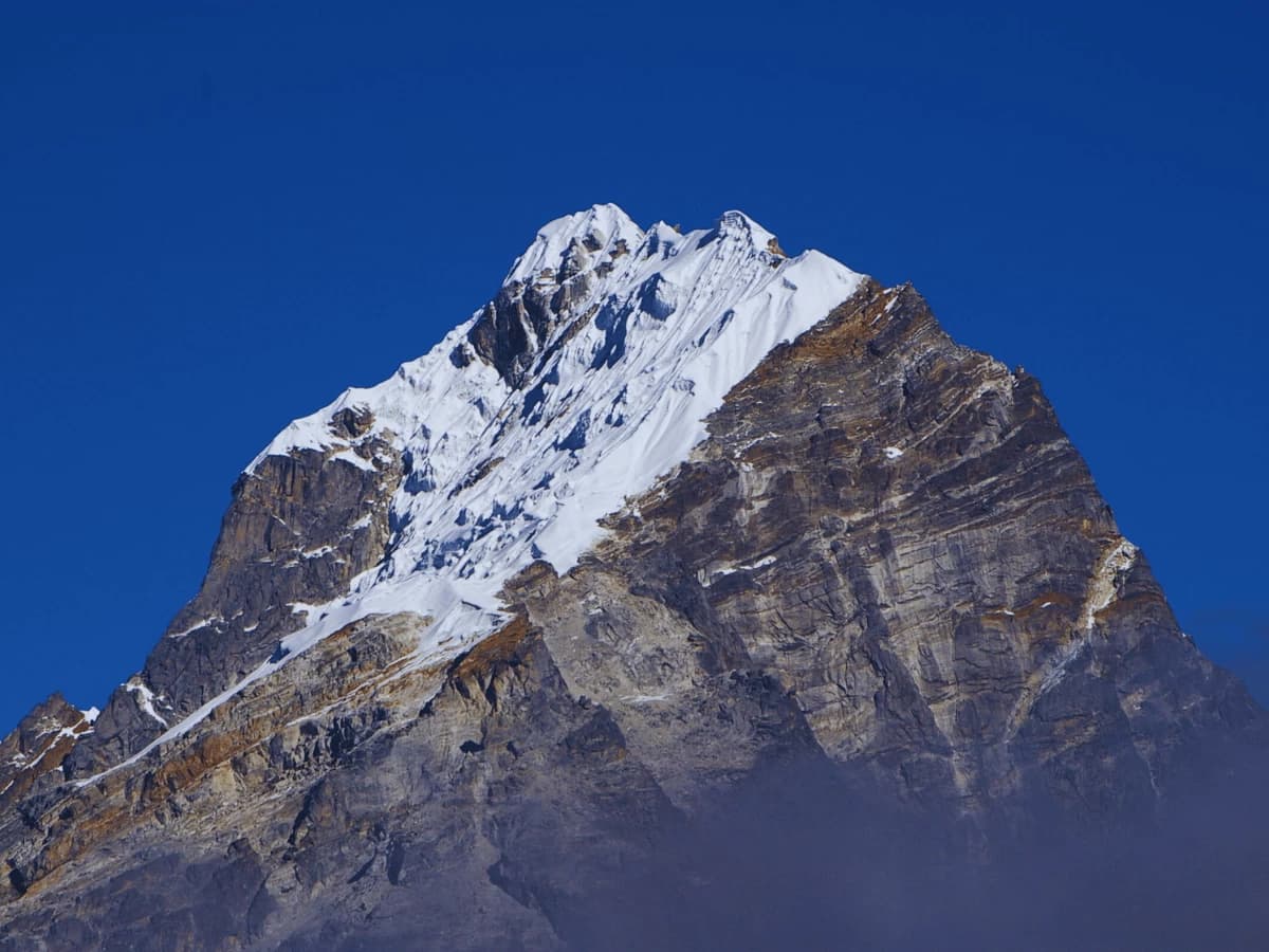 Lobuche Peak Climbing Otn 3