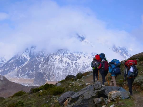 solo trekking the Manaslu Circuit