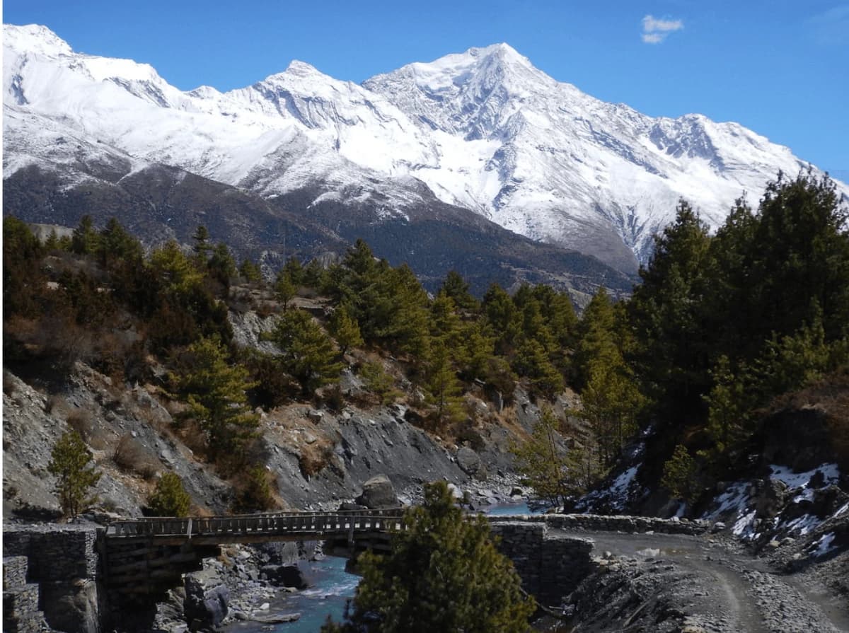 Pisang Peak Climbing - 15 Days