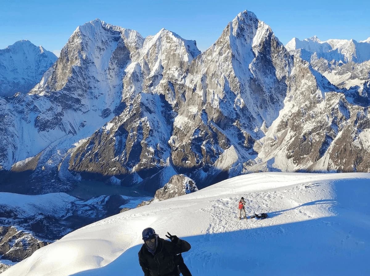 Short Mera Peak Climbing
