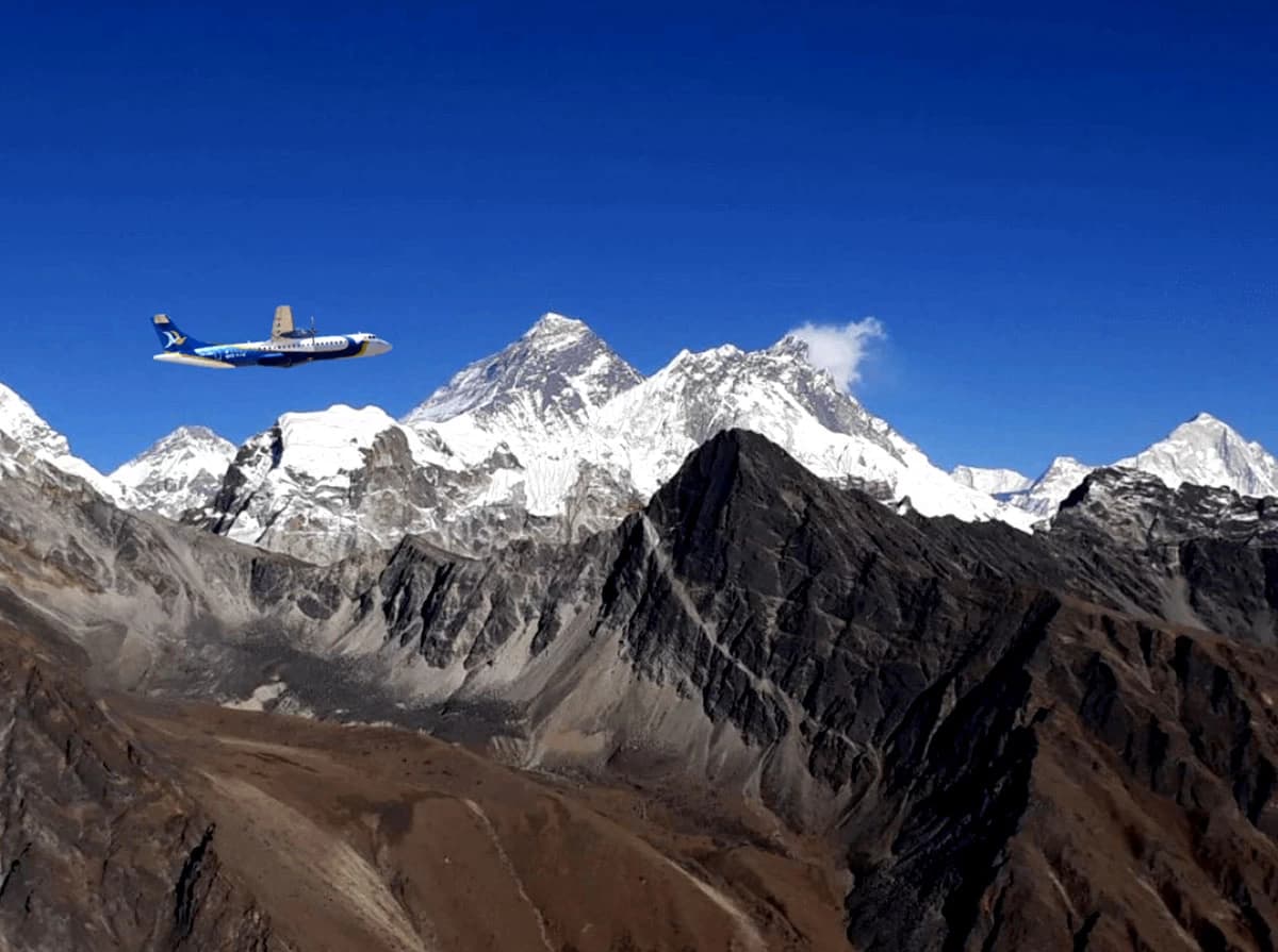 Everest Mountain Flight