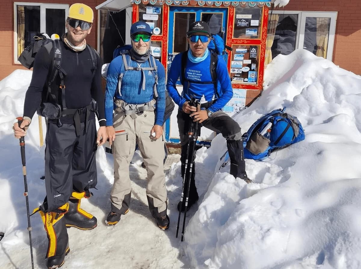 Mera Peak Climbing - 17 Days