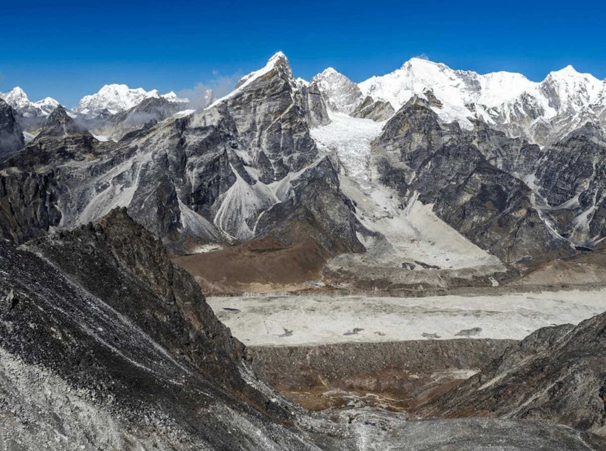 Short Lobuche Peak Climbing