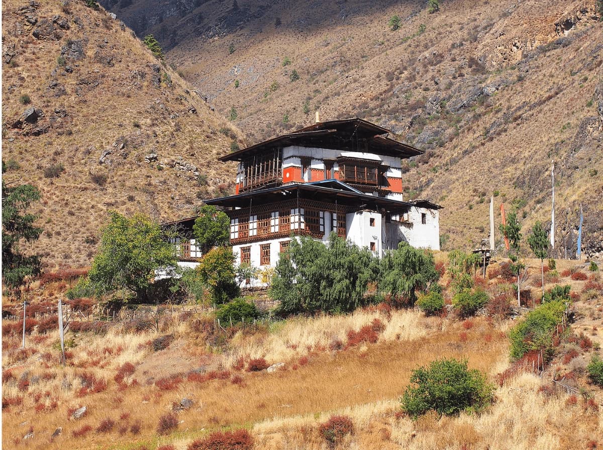 Bhutan Tour from Kathmandu 6 nights 7 days