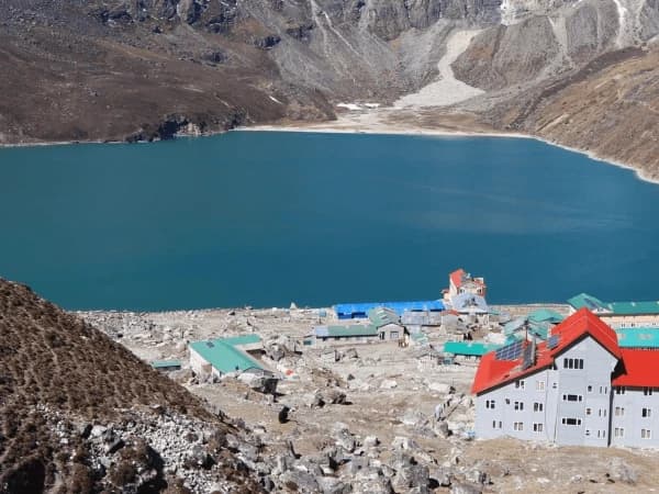 Gokyo valley view