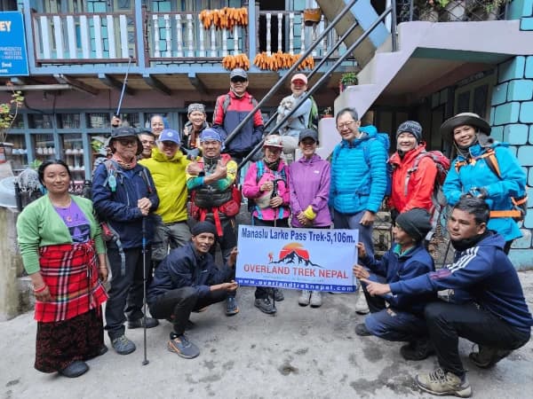 Group of manaslu overland trek nepal
