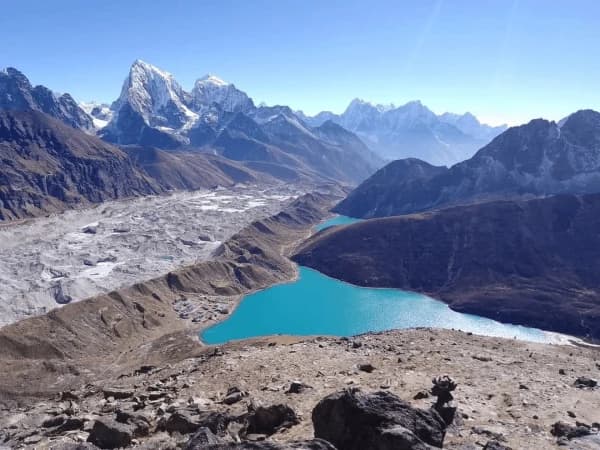 Mountain view from gokyo ri