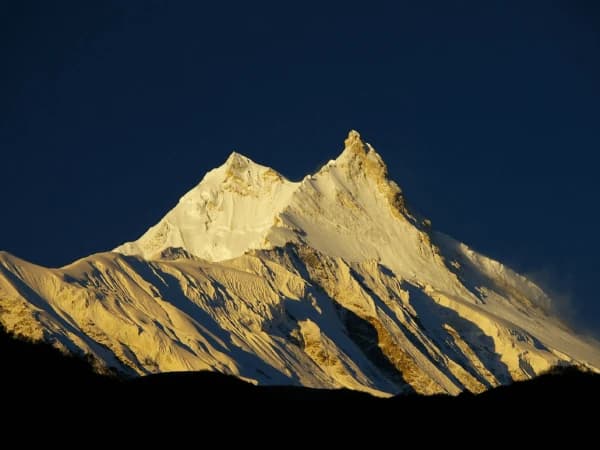 Sunsine manaslu