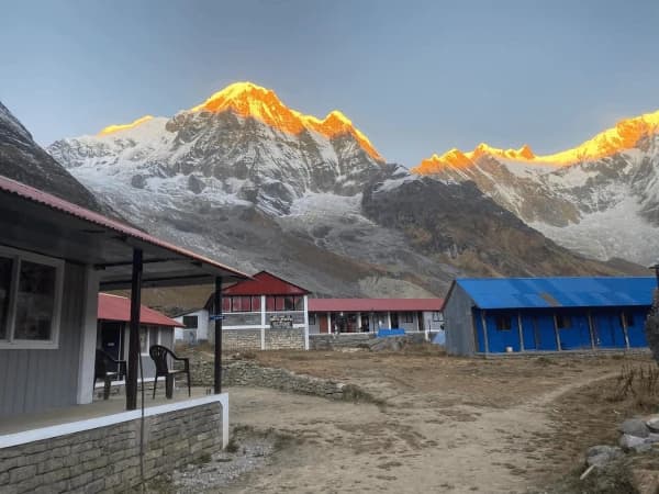 Sunsine on the top of annapurna