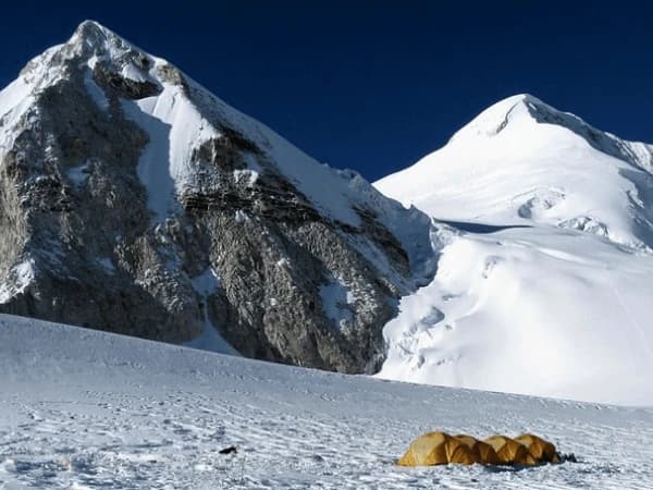 Baruntse with Mera Peak Expedition - 32 Days