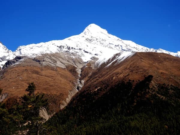 Annapurna Pishang Peak
