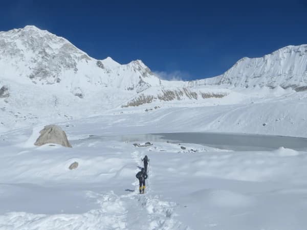 Climbers Heading To Baruntse Peak