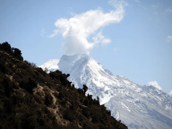 Cloud On The Top Of Pisang Peak