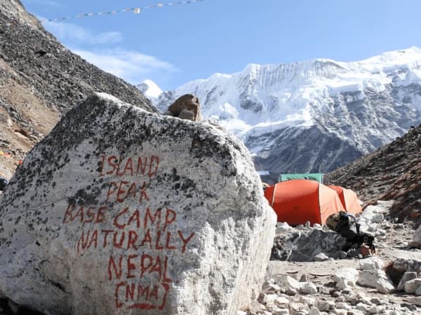 Island Peak Base Tent Camp