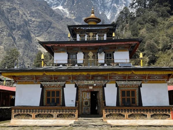 Manaslu Sherang Gumba Photo