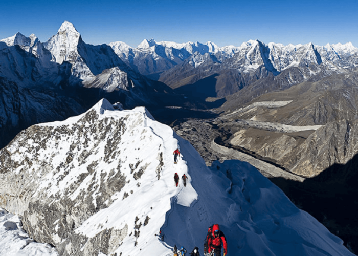island peak climbing via Everest Base Camp Trek