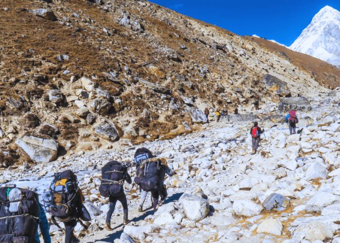 guide-and-Porter-from-lukla-airport-for-everest-base-camp-trek