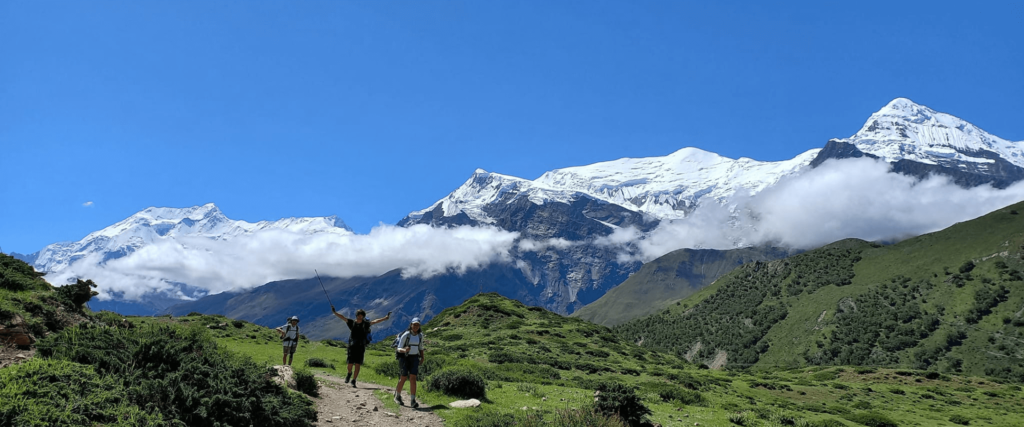 himalayas-manaslu-circuit-vs-annapurna-circuit-trek-in-nepal?